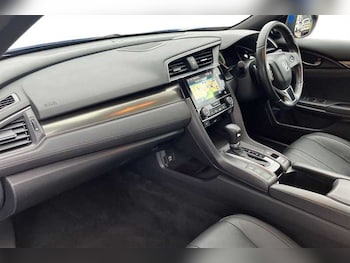 Used Honda Civic 2018 for sale - 76954584: Photo