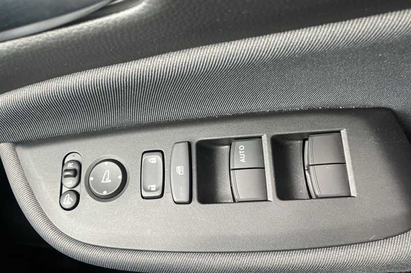 Used Honda Jazz 2025 for sale - 76191232: Photo 17