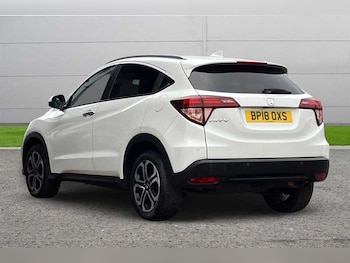 Used Honda HR-V 2018 for sale - 77031776: Photo
