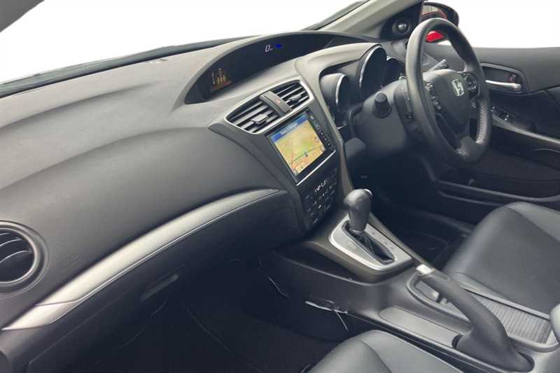 Used Honda Civic 2016 for sale - 78074668: Photo 2