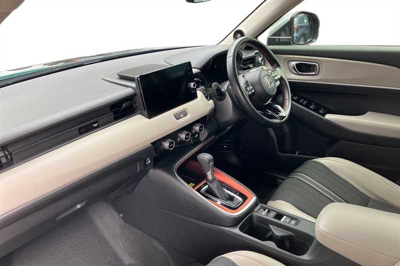 Used Honda HR-V 2022 for sale - 75980292: Photo 2