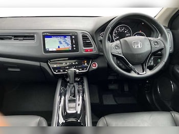 Used Honda HR-V 2015 for sale - 77648308: Photo