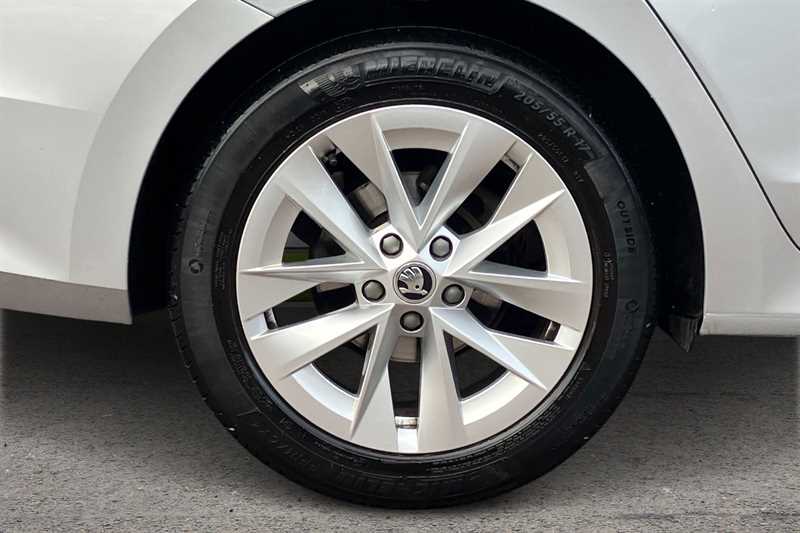 Used Skoda Octavia 2021 for sale - 76842357: Photo 9