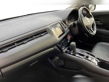 Used Honda HR-V 2020 for sale - 77710970: Photo