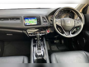 Used Honda HR-V 2020 for sale - 77710970: Photo