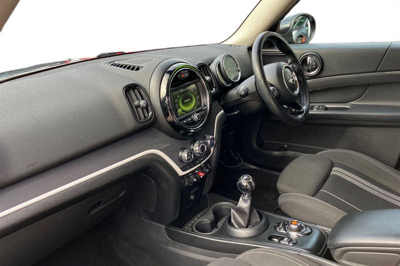 Used MINI Countryman 2017 for sale - 76261941: Photo 2