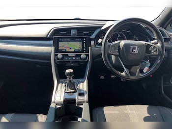 Used Honda Civic 2019 for sale - 79523410: Photo