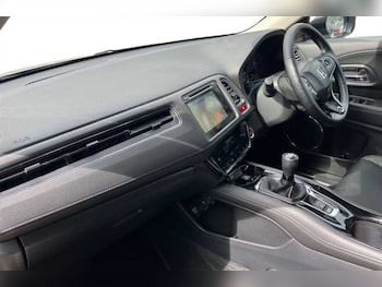 Used Honda HR-V 2016 for sale - 78530526: Photo
