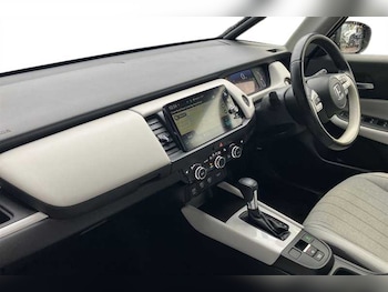 Used Honda Jazz 2021 for sale - 76842363: Photo