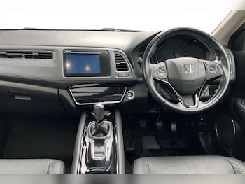 Used Honda HR-V 2018 for sale - 78899620: Photo