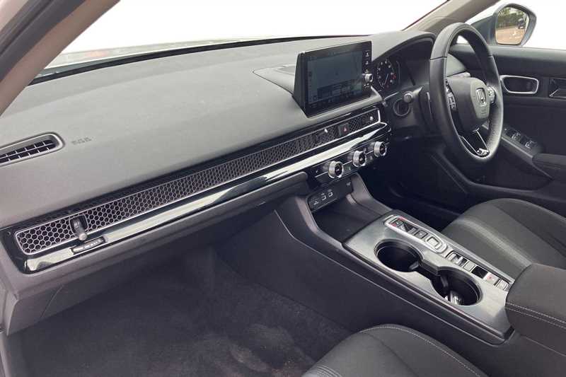 Used Honda Civic 2024 for sale - 76261994: Photo 2