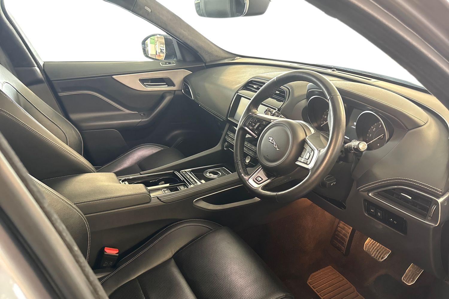 Used Jaguar F-Pace 2020 for sale - 76873962: Photo 10