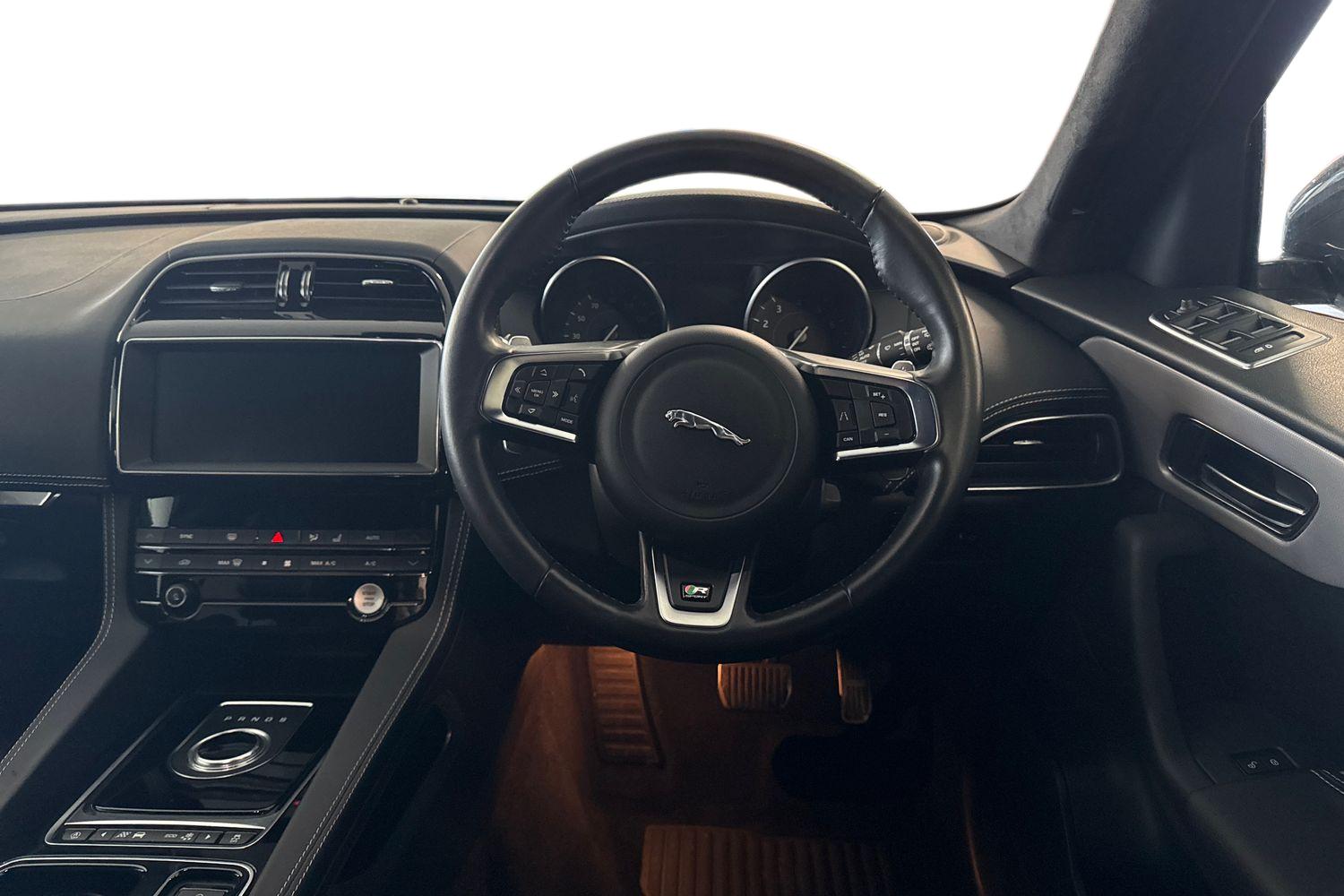 Used Jaguar F-Pace 2020 for sale - 76873962: Photo 11