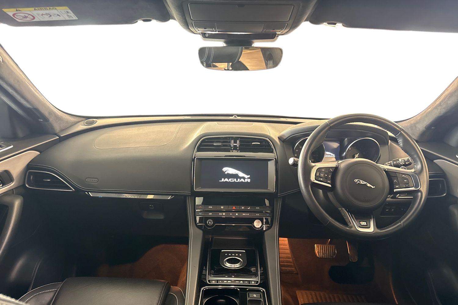 Used Jaguar F-Pace 2020 for sale - 76873962: Photo 12