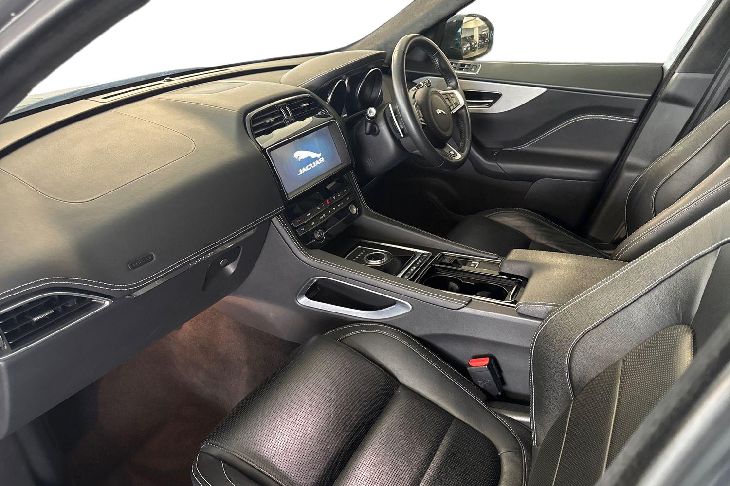 Used Jaguar F-Pace 2020 for sale - 76873962: Photo 13