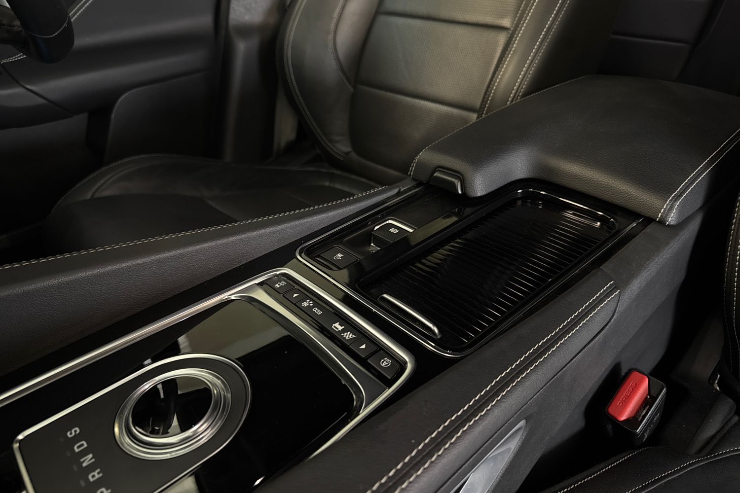 Used Jaguar F-Pace 2020 for sale - 76873962: Photo 29