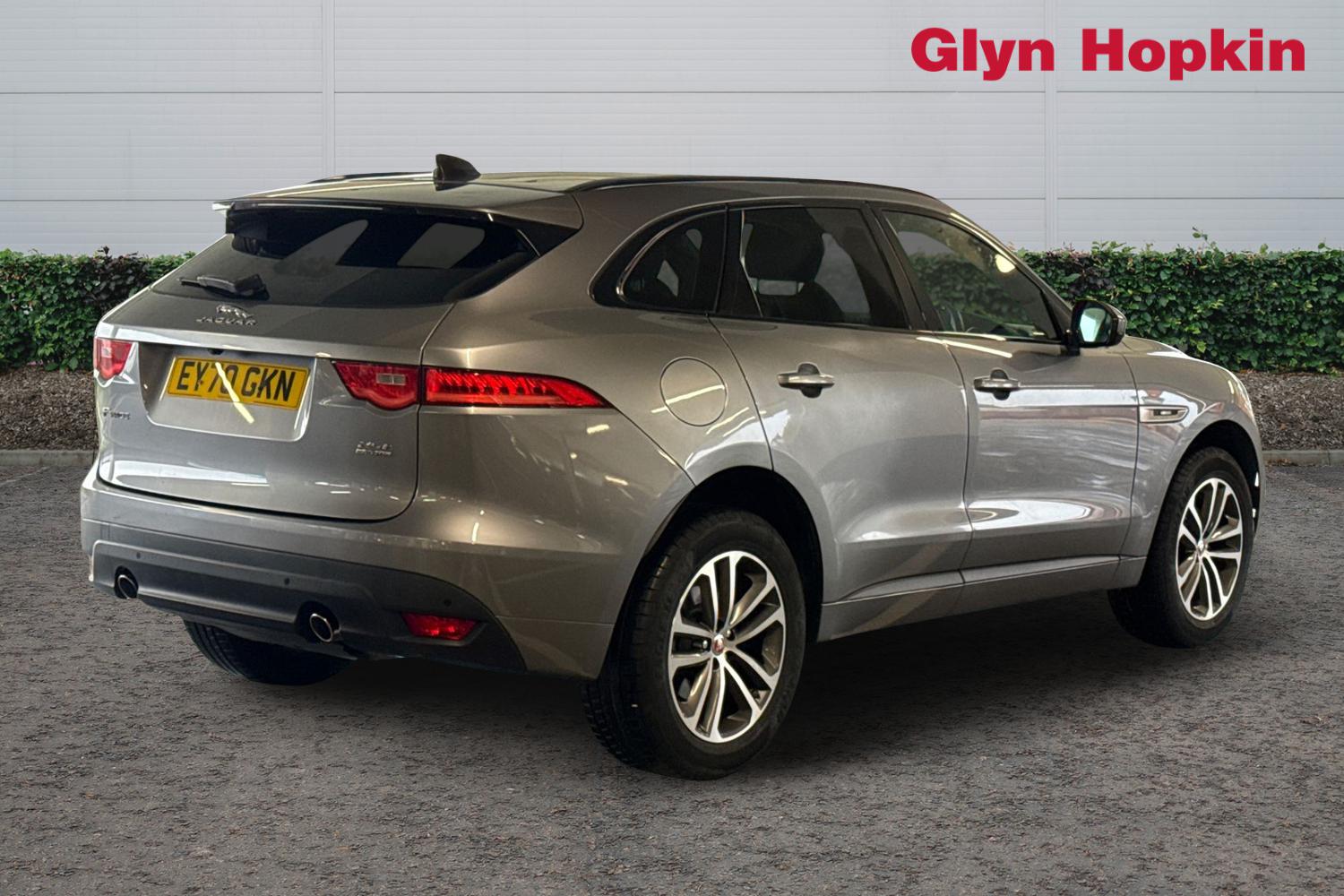 Used Jaguar F-Pace 2020 for sale - 76873962: Photo 3