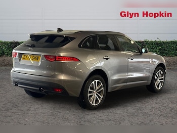 Used Jaguar F-Pace 2020 for sale - 76873962: Photo
