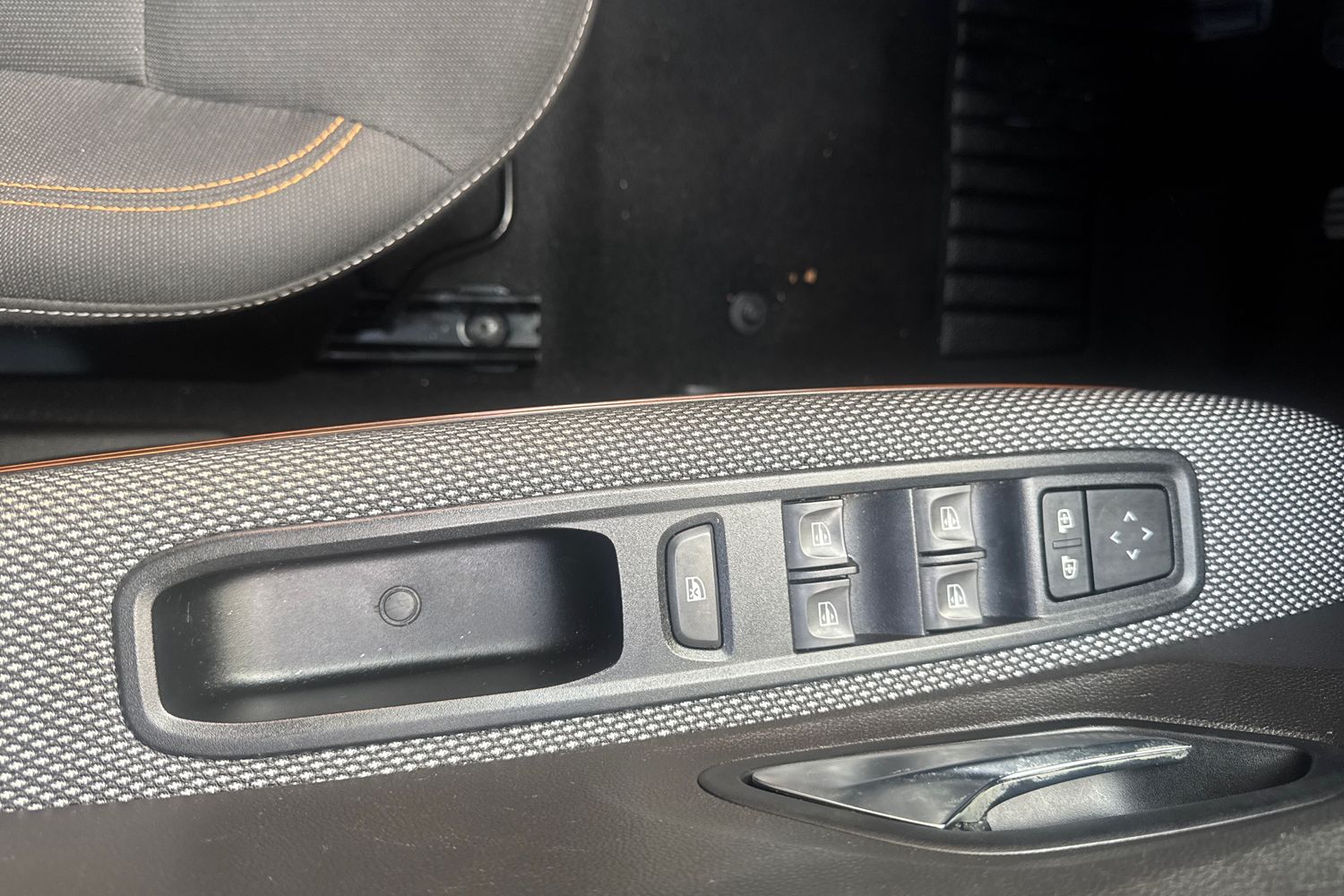 Used Dacia Sandero Stepway 2021 for sale - 76872360: Photo 29