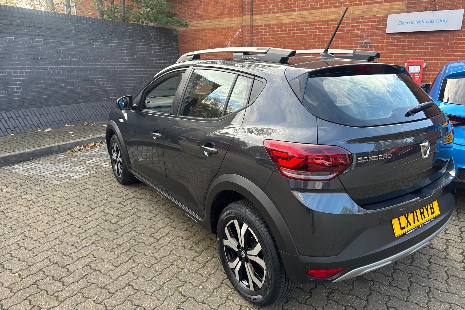 Used Dacia Sandero Stepway 2021 for sale - 76544463: Photo 25