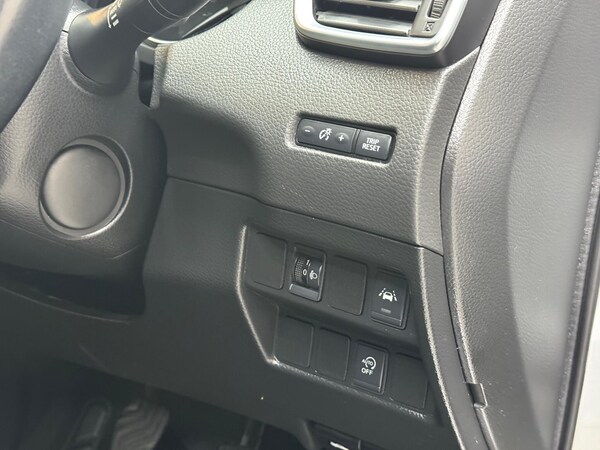 Used Nissan Qashqai 2018 for sale - 76012934: Photo 37