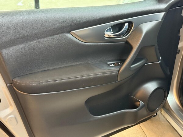 Used Nissan Qashqai 2018 for sale - 76012934: Photo 40