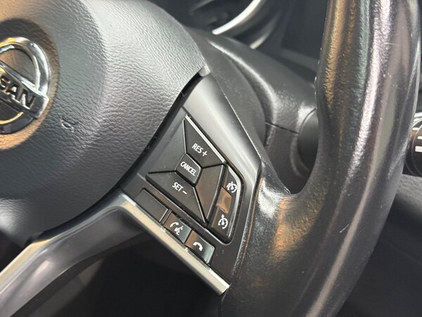 Used Nissan Qashqai 2018 for sale - 76012934: Photo 57