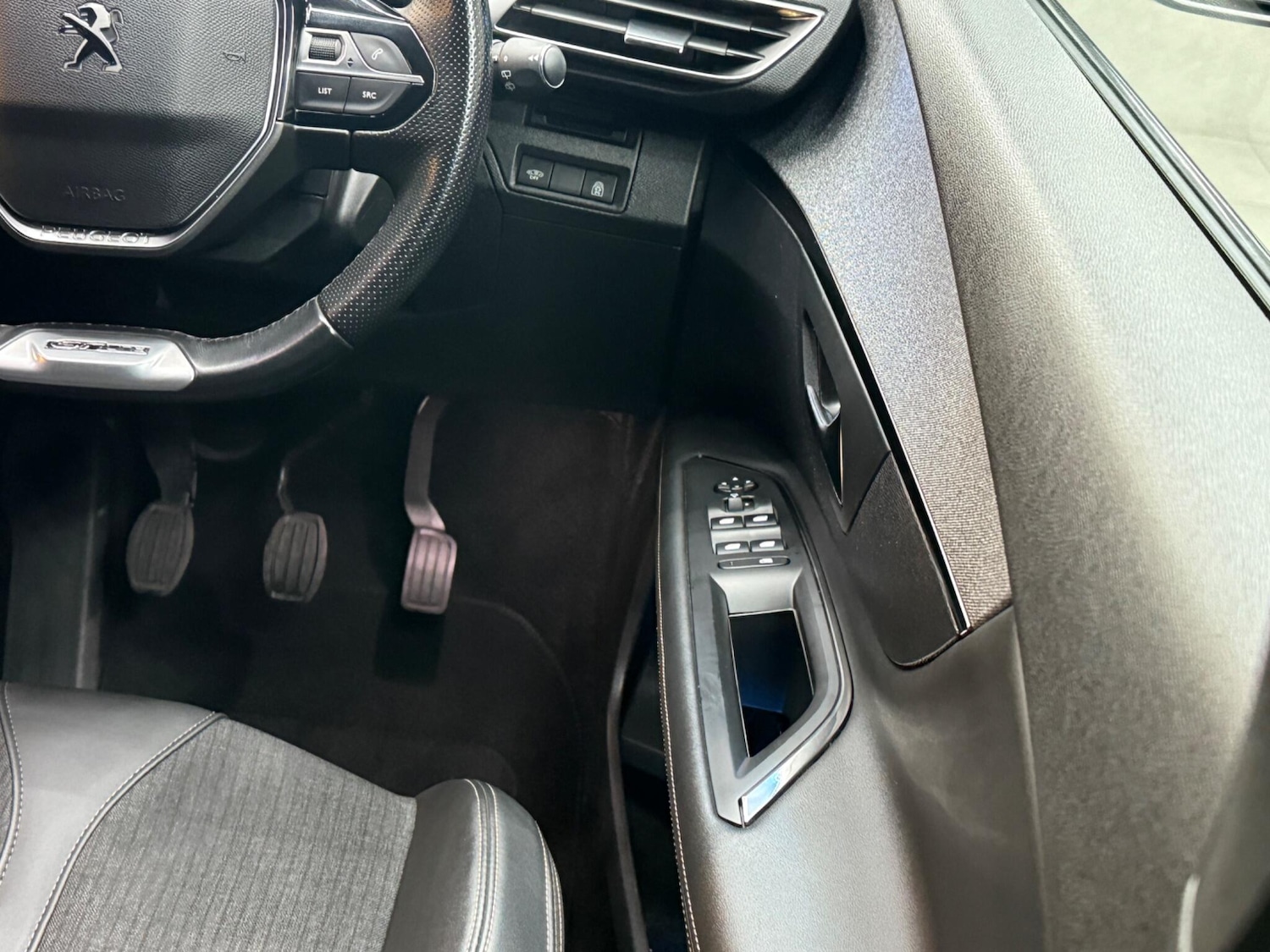 Used Peugeot 3008 2020 for sale - 76377945: Photo 54