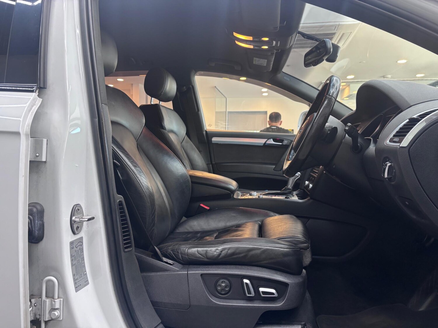 Used Audi Q7 2014 for sale - 76608550: Photo 37