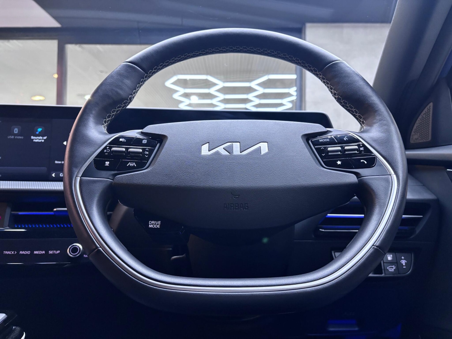 Used Kia EV6 2023 for sale - 76522036: Photo 51