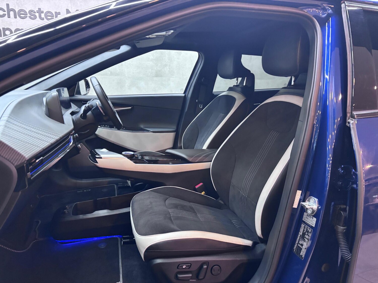 Used Kia EV6 2023 for sale - 76522036: Photo 52