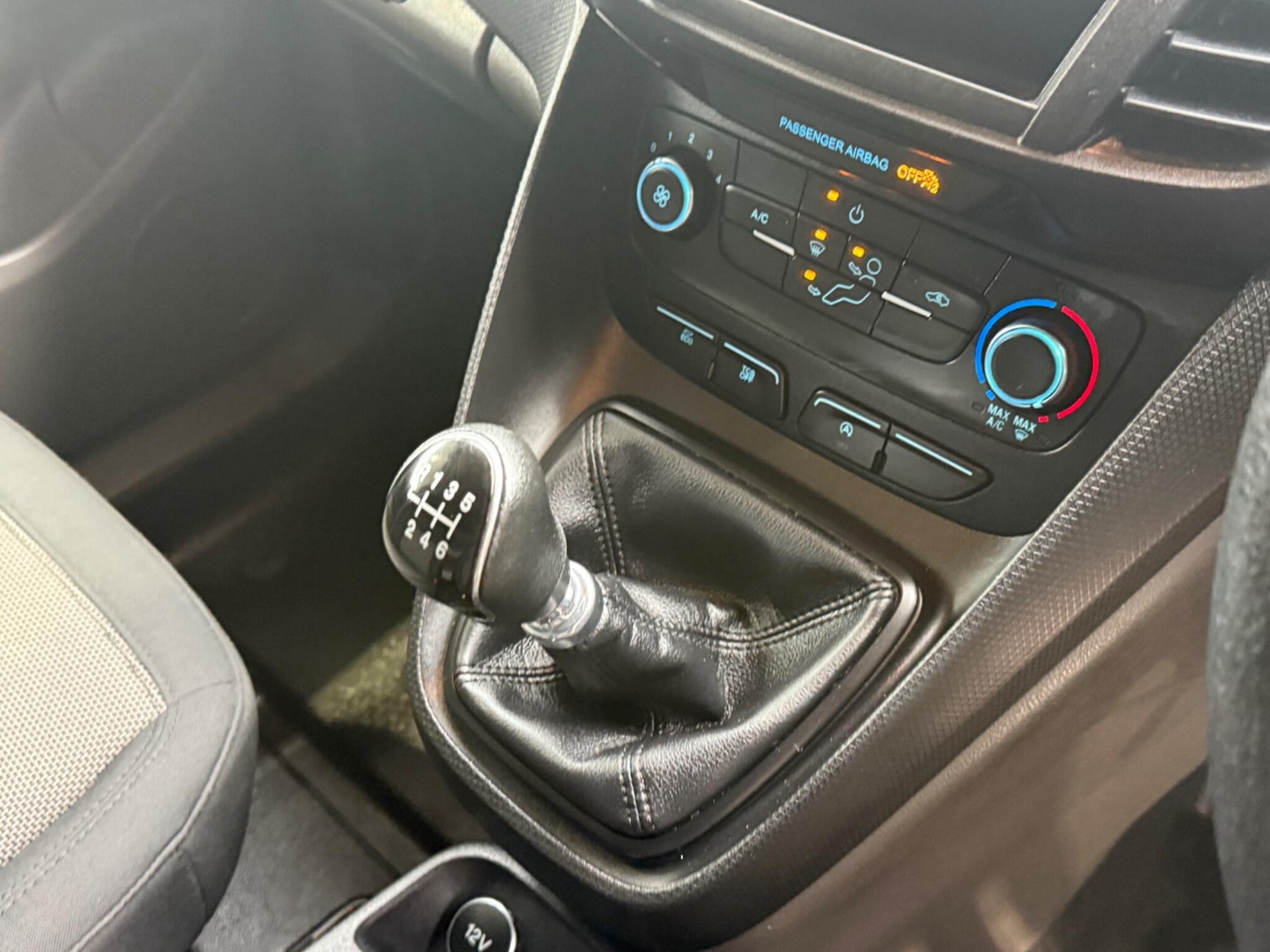 Used Ford Transit Connect 2019 for sale - 76446914: Photo 42