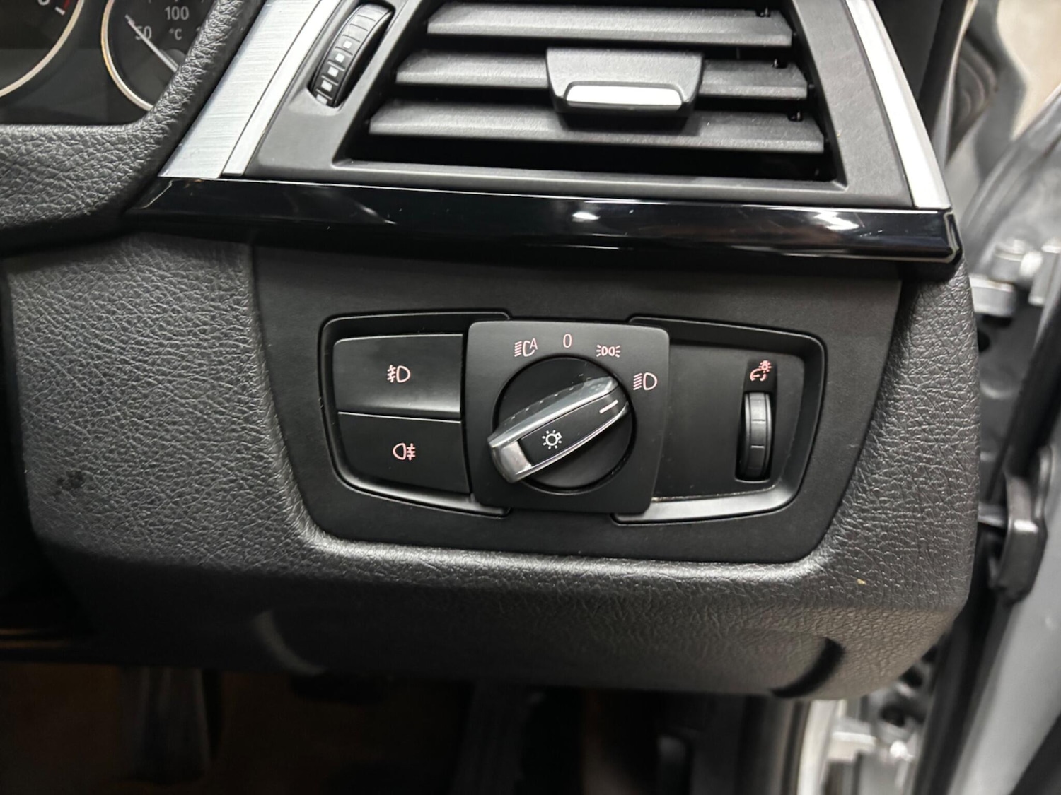 Used BMW 3 Series for sale - 78127291: Photo 30