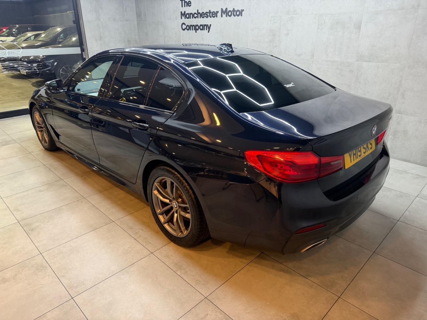 Used BMW 5 Series for sale - 77395724: Photo 2