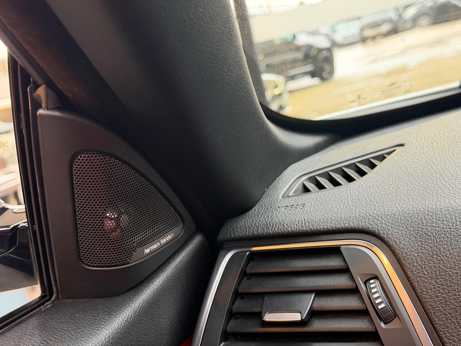 Used BMW M4 2018 for sale - 77352038: Photo 27