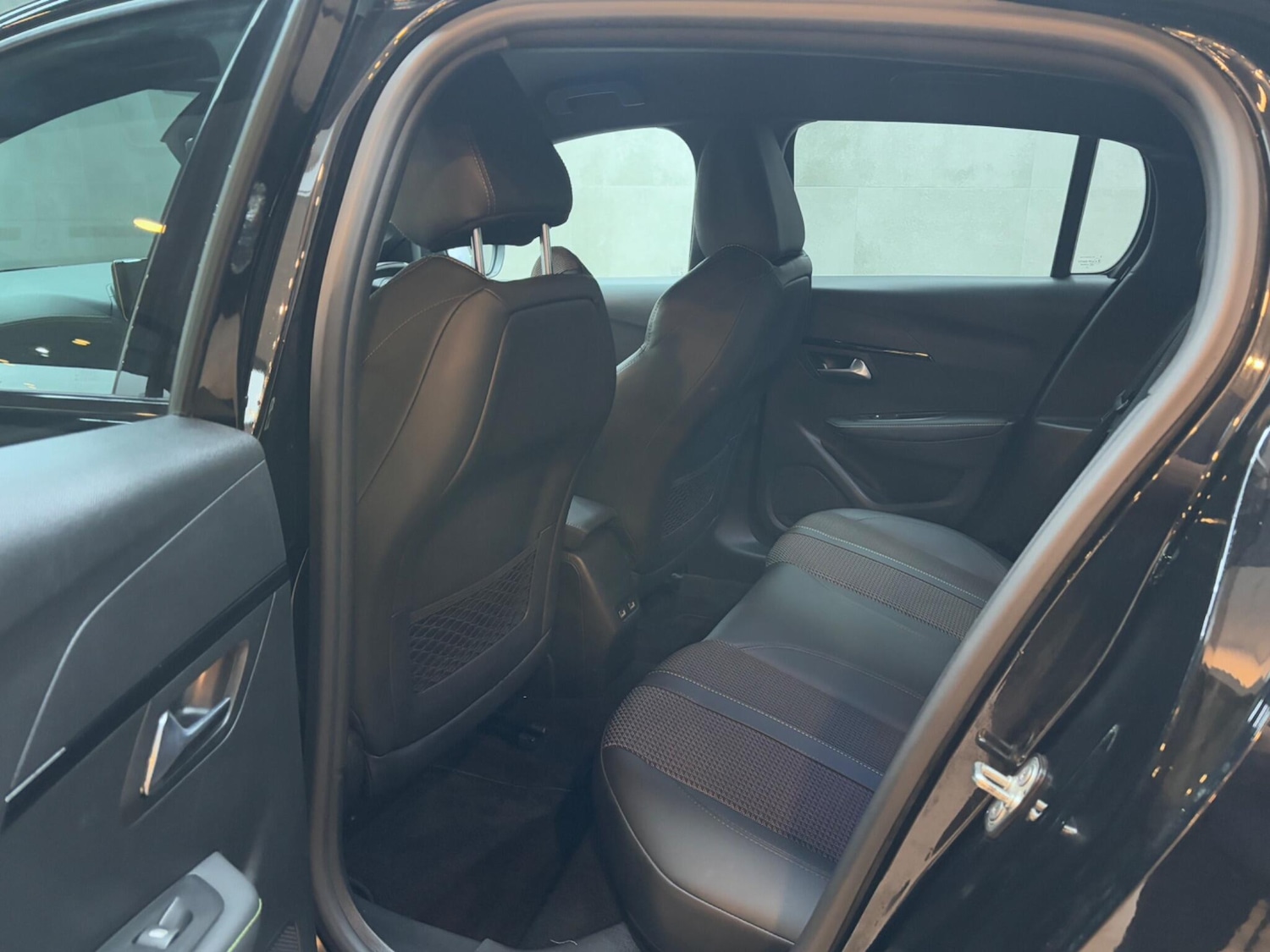 Used Peugeot 208 2023 for sale - 76561028: Photo 23