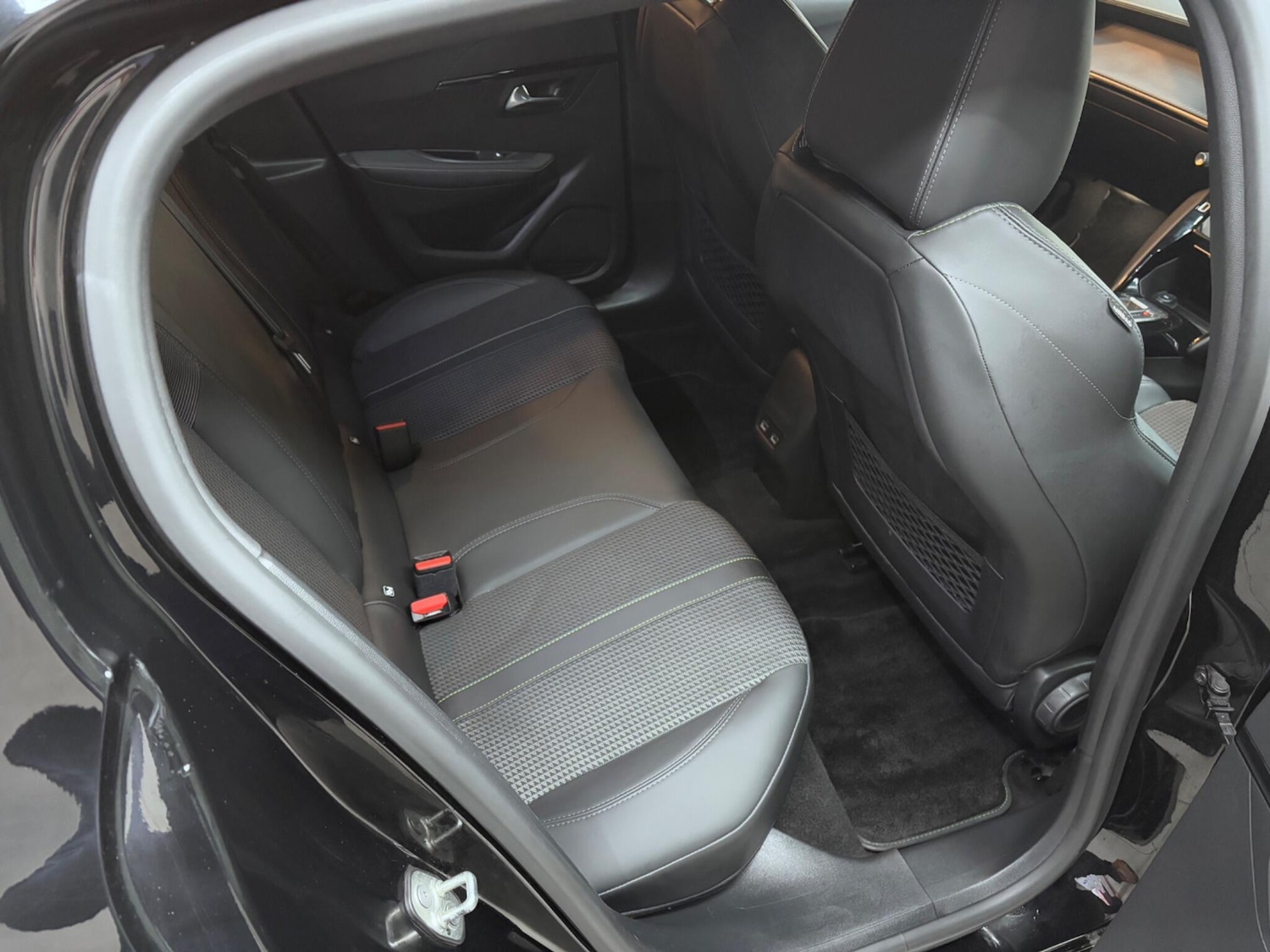 Used Peugeot 208 2023 for sale - 76561028: Photo 24