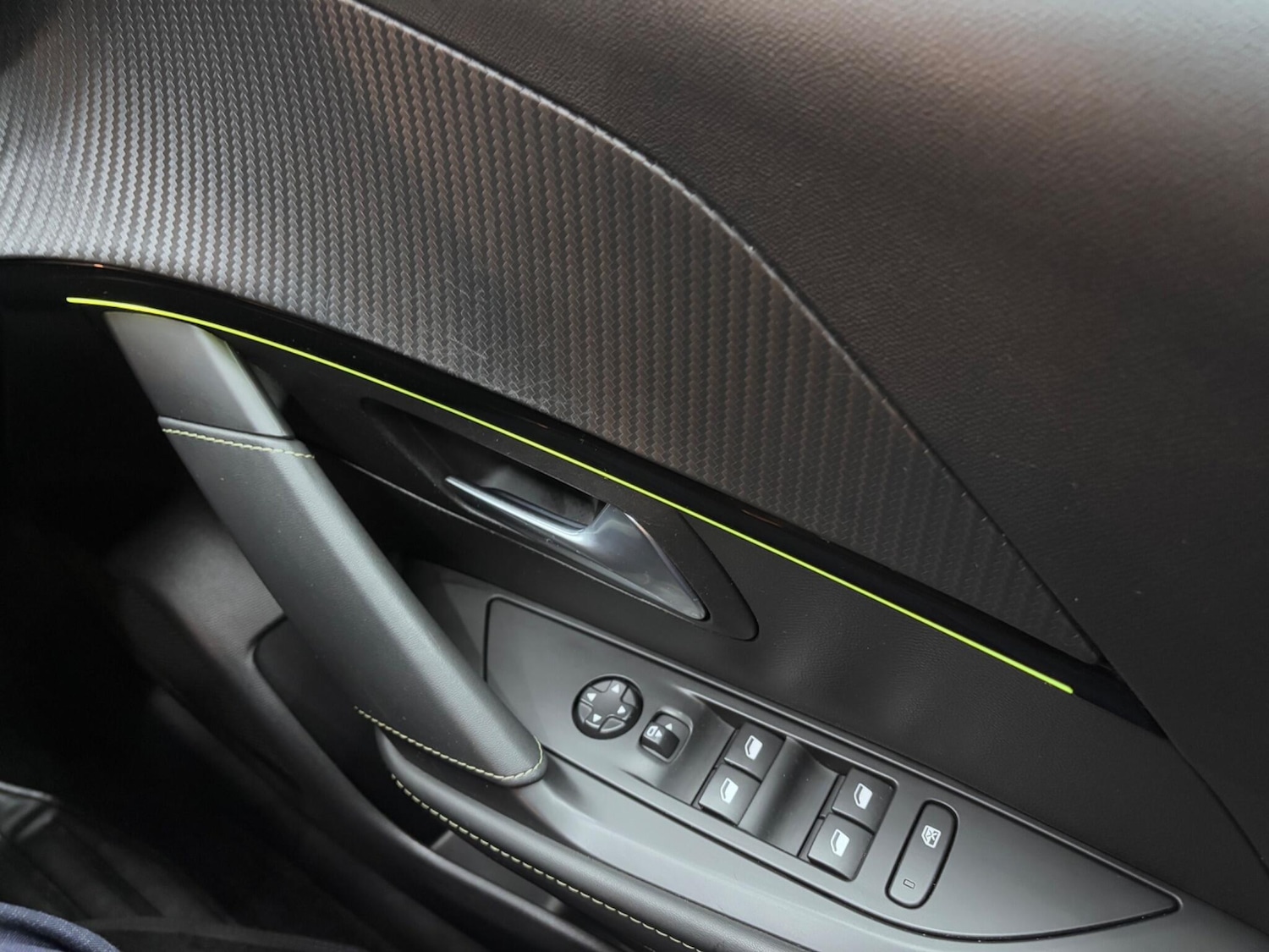 Used Peugeot 208 2023 for sale - 76561028: Photo 60