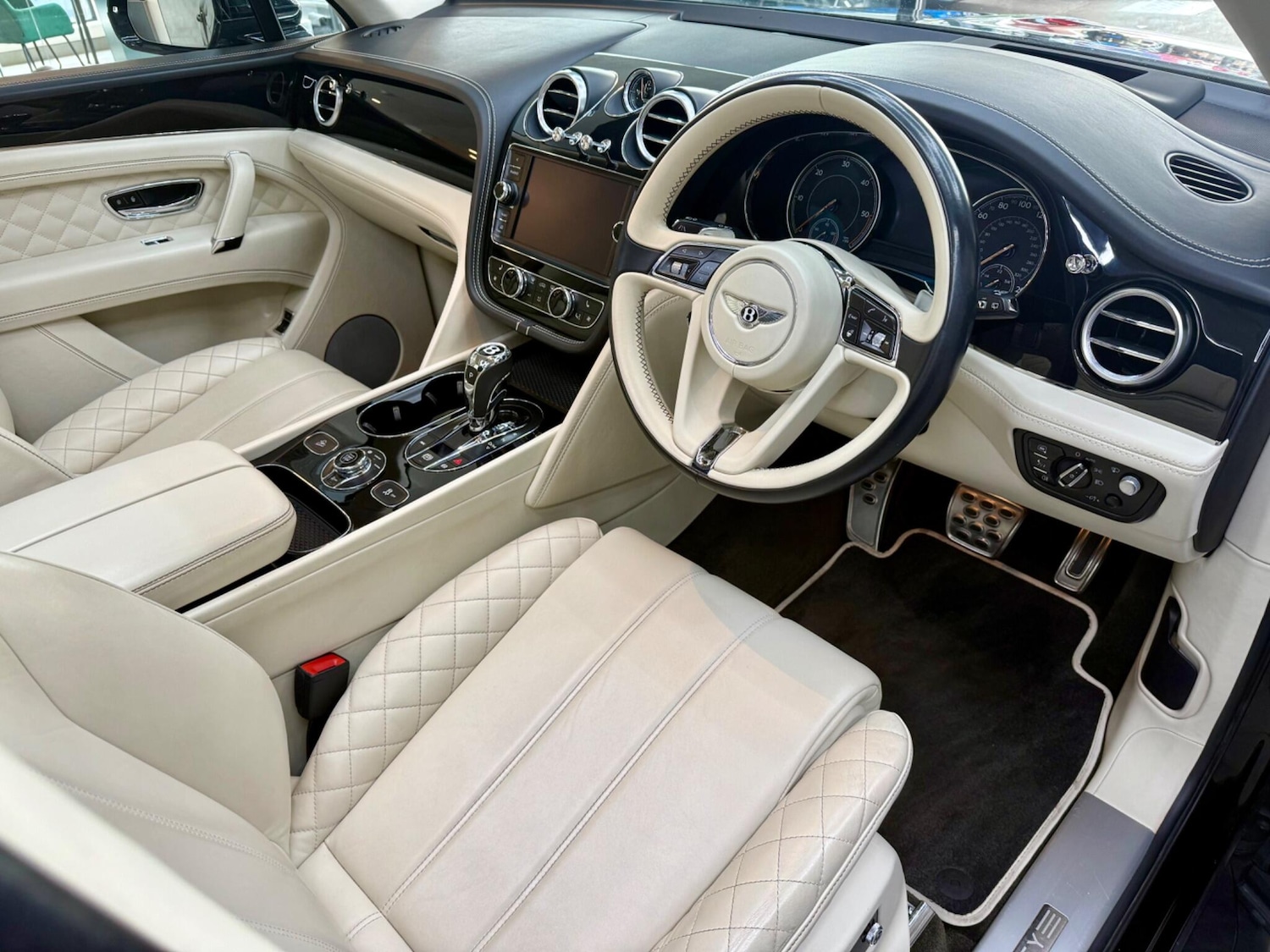 Used Bentley Bentayga for sale - 78020475: Photo 11