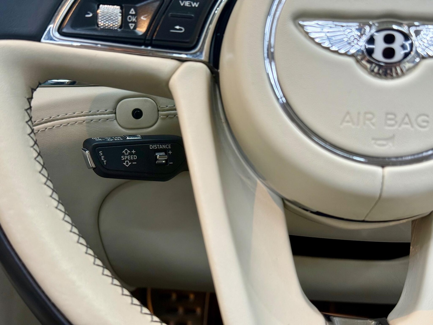 Used Bentley Bentayga for sale - 78020475: Photo 26