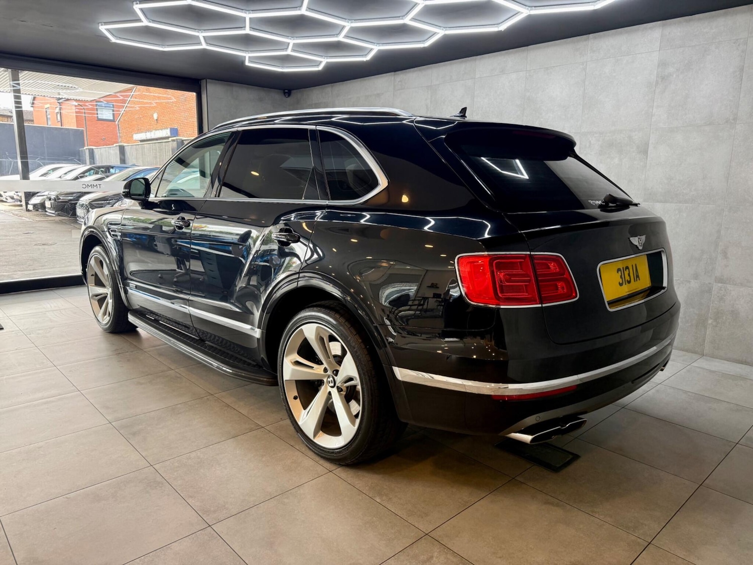 Used Bentley Bentayga for sale - 78020475: Photo 3