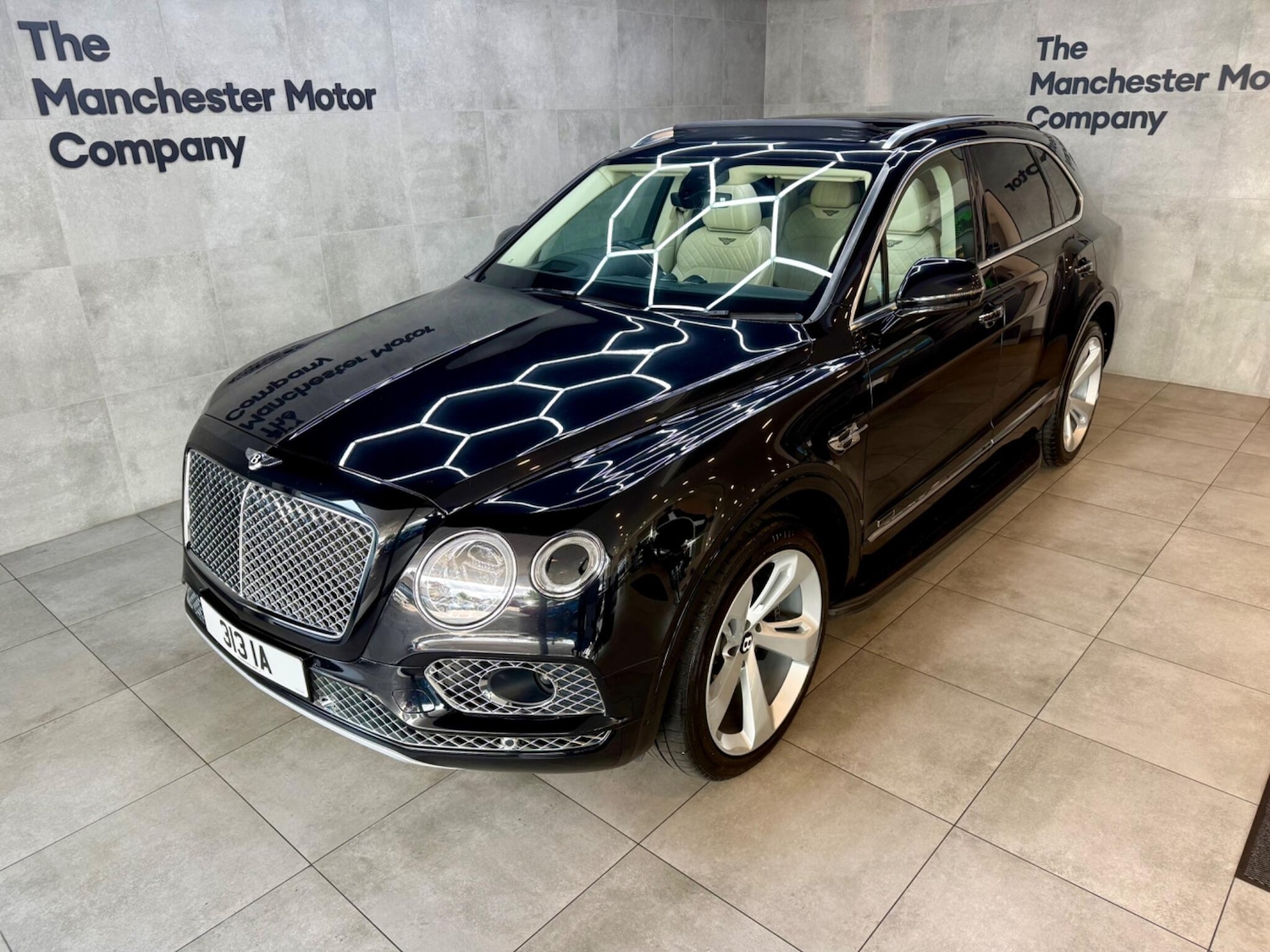 Used Bentley Bentayga for sale - 78020475: Photo 5