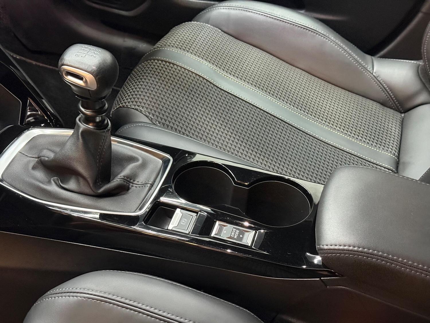 Used Peugeot 208 2023 for sale - 76513298: Photo 38