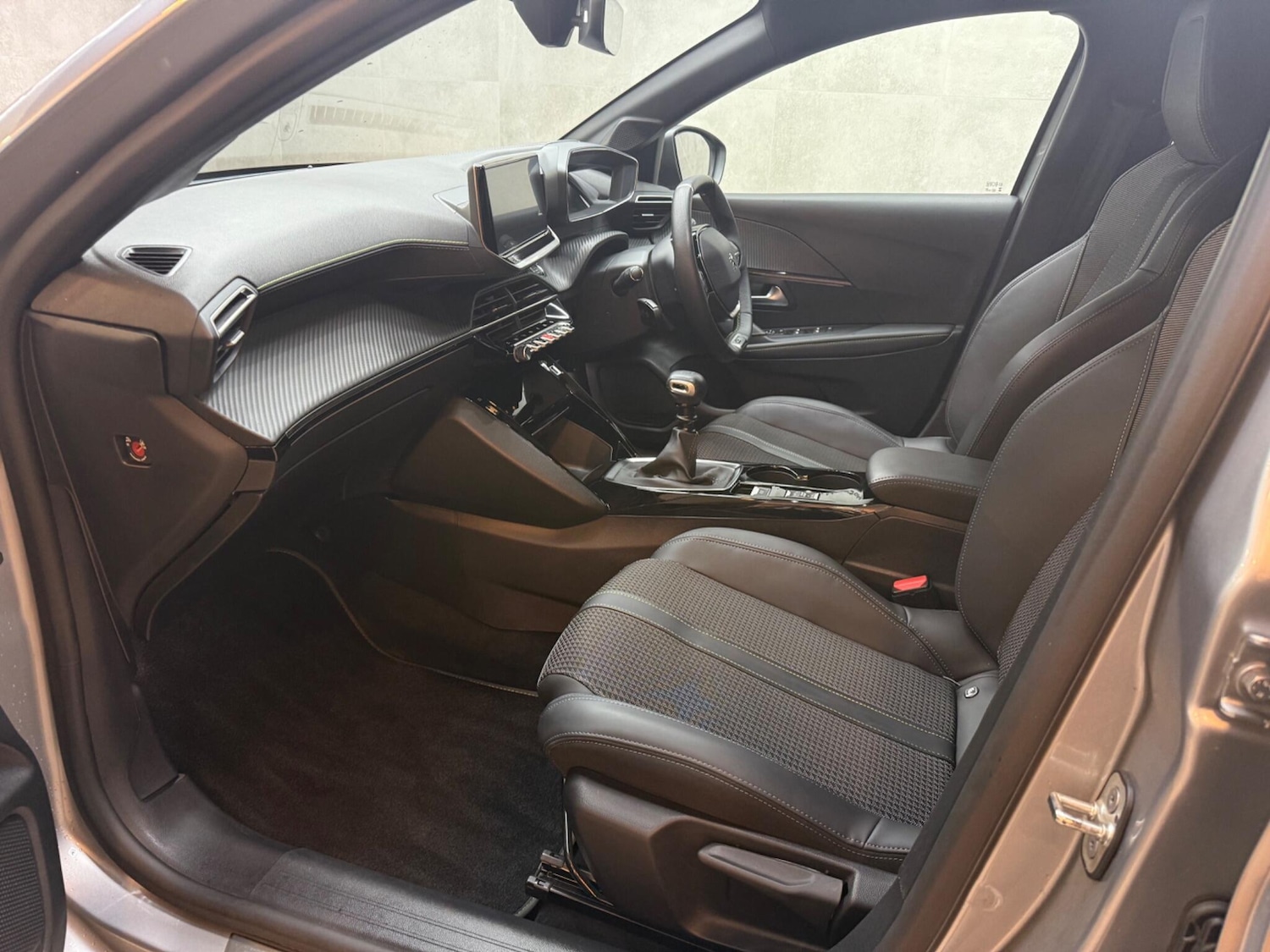 Used Peugeot 208 2023 for sale - 76513298: Photo 40