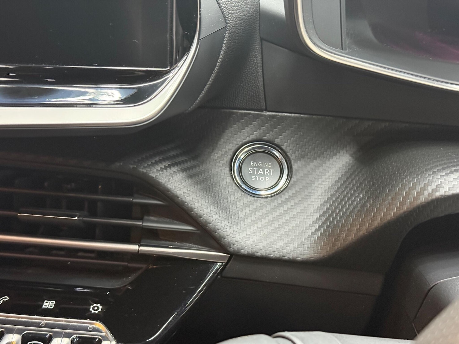 Used Peugeot 208 2023 for sale - 76513298: Photo 44