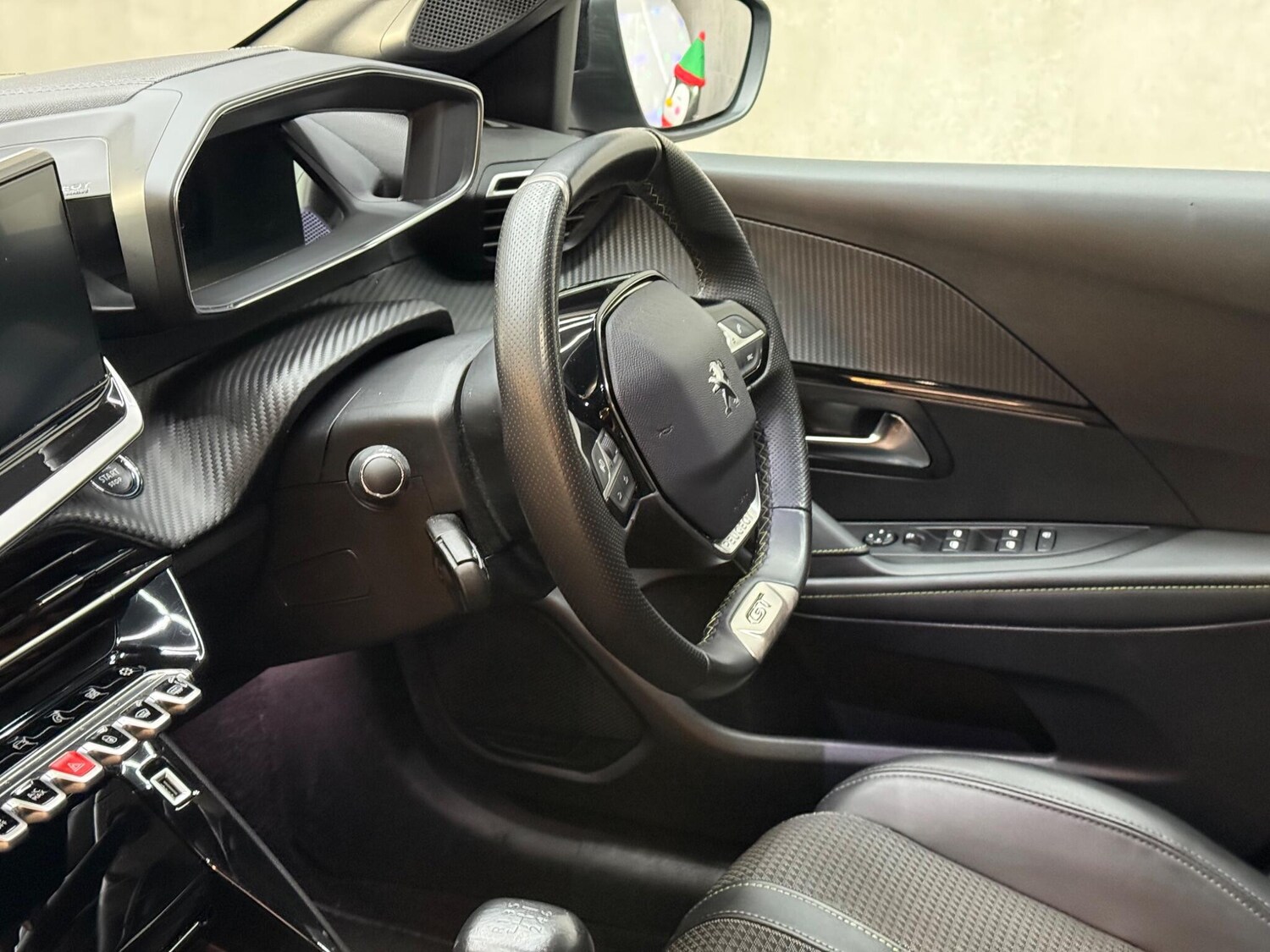 Used Peugeot 208 for sale - 77456256: Photo 14