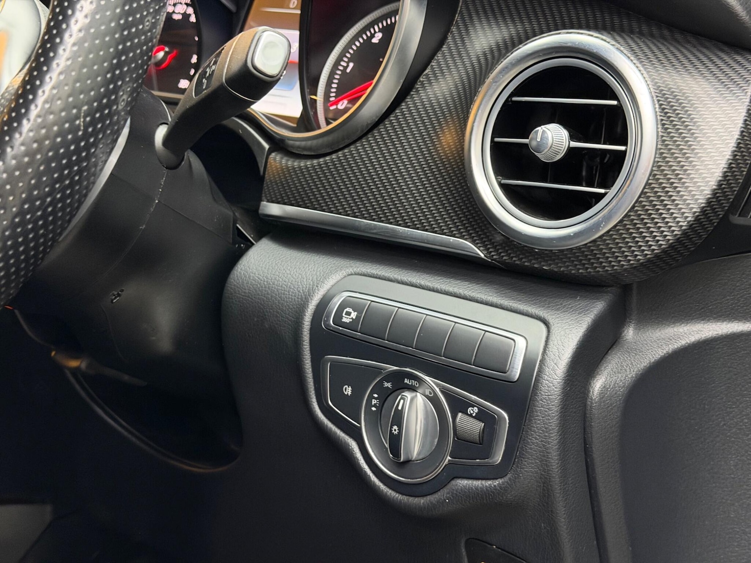 Used Mercedes-Benz V-Class 2017 for sale - 77074750: Photo 33