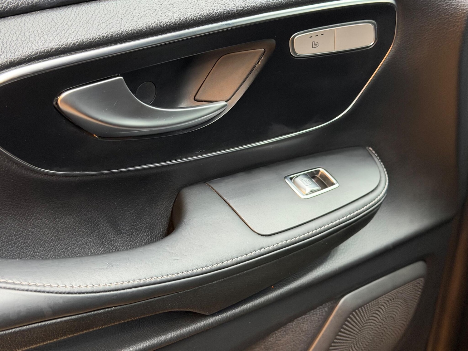 Used Mercedes-Benz V-Class 2017 for sale - 77074750: Photo 37