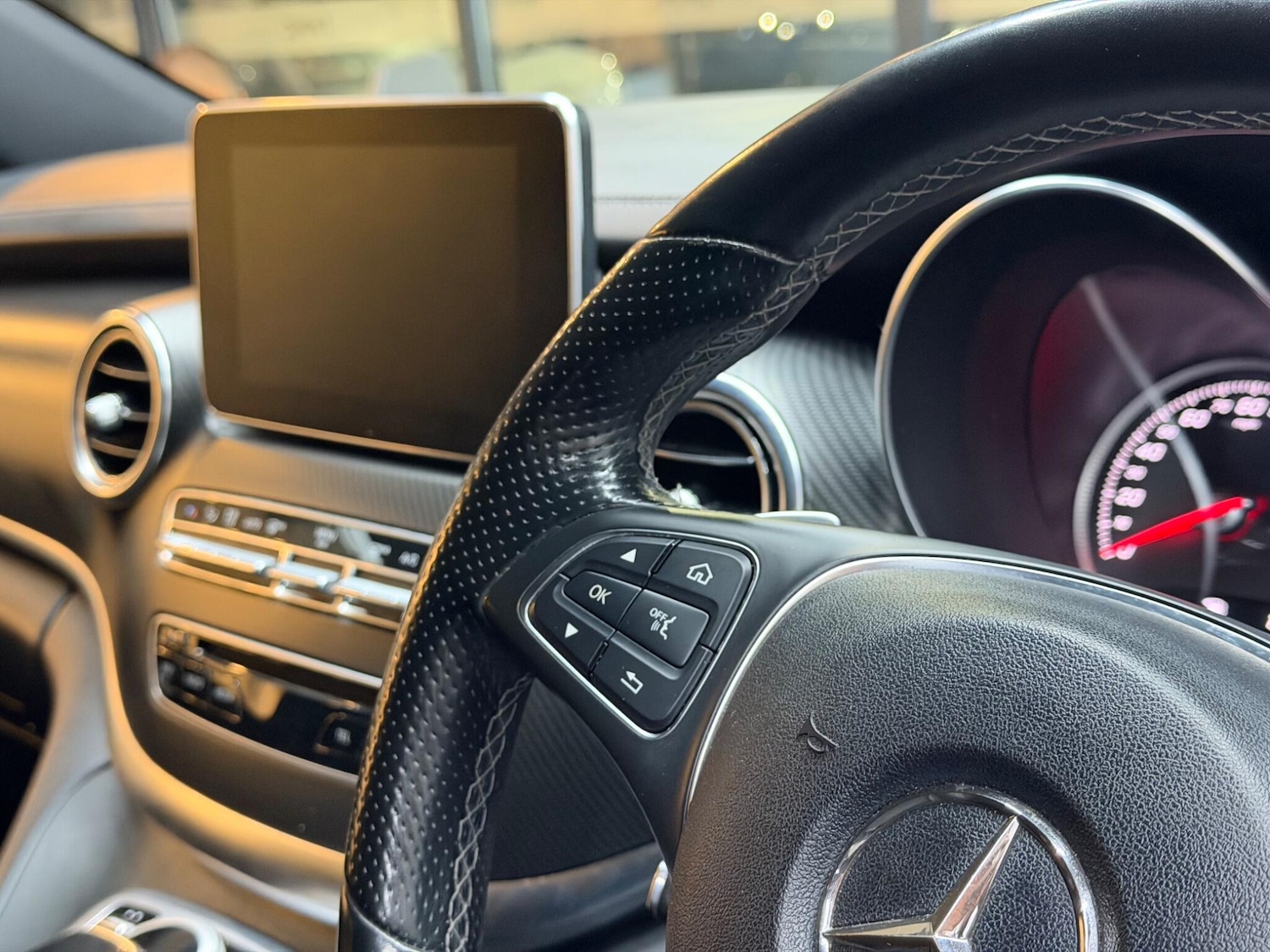 Used Mercedes-Benz V-Class 2017 for sale - 77074750: Photo 52