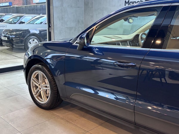 Used Porsche Macan 2015 for sale - 76317795: Photo 25